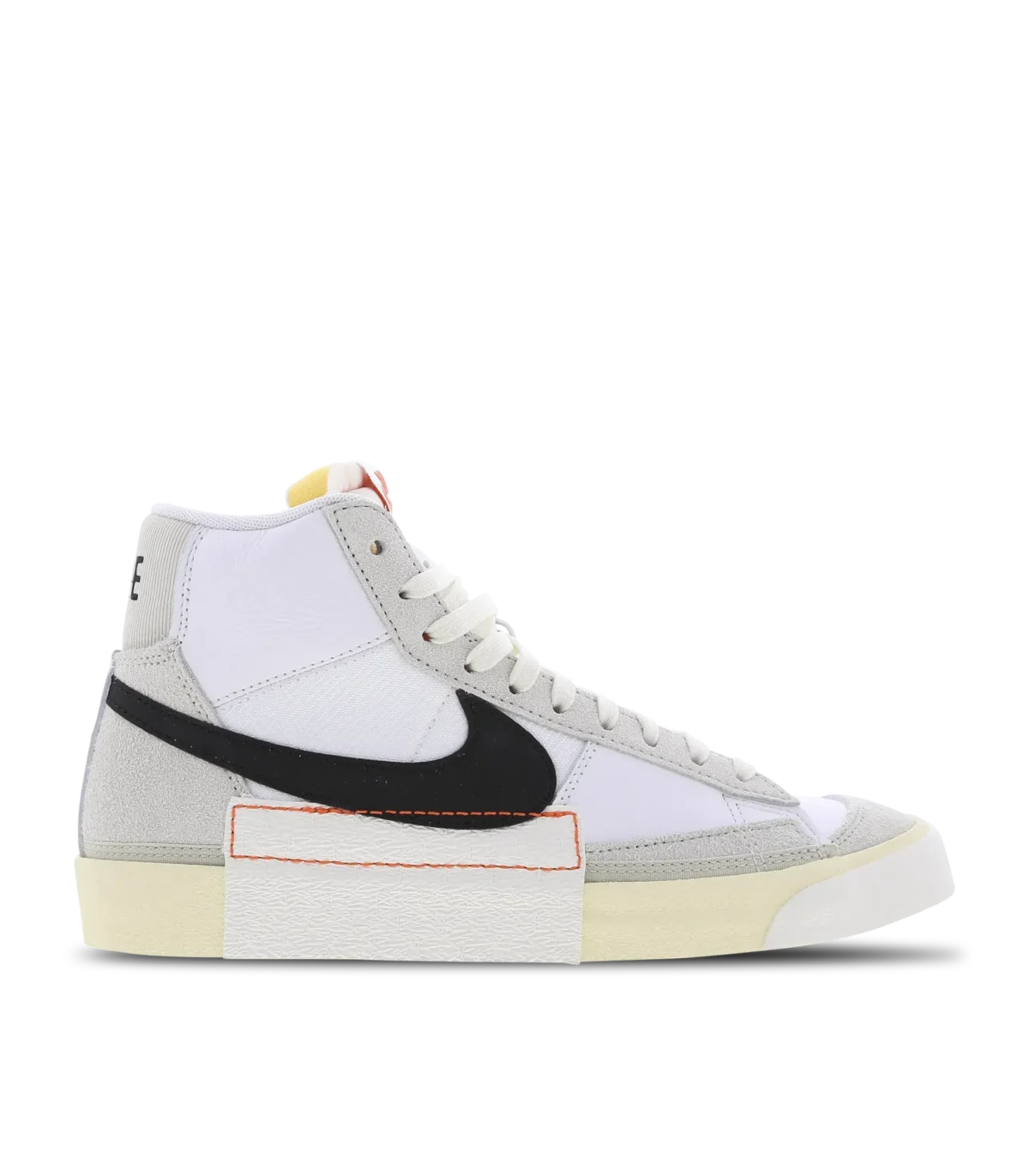 Nike Blazer Mid